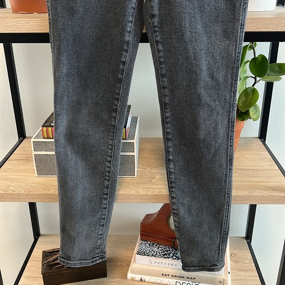 Madewell 10" High Rise Skinny Gray Jeans, 27 - Picture 3 of 11